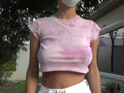 泰國口罩女孩露出超級巨垂乳